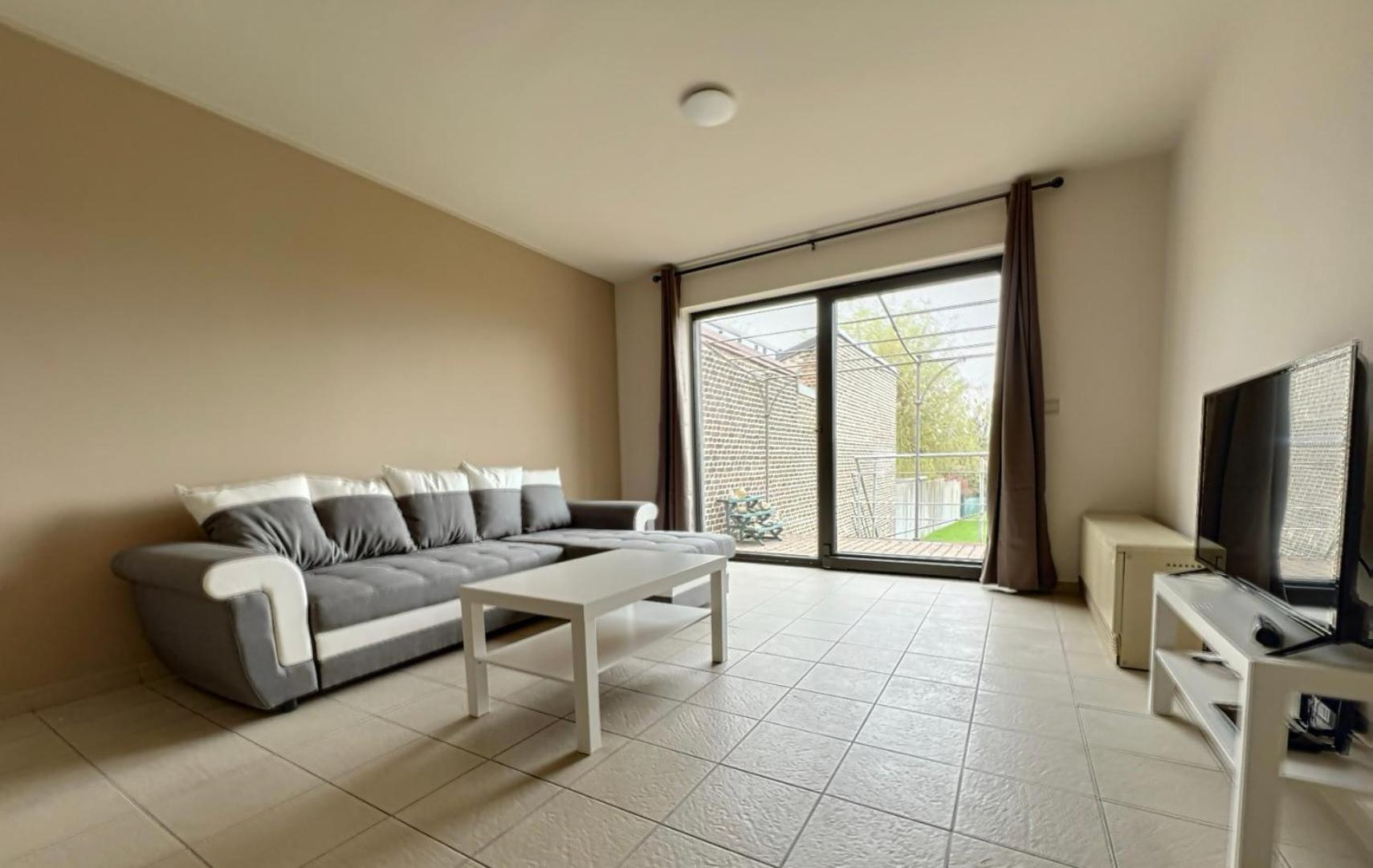Station 64 B1 Charleroi-Airport Villa Luaran gambar
